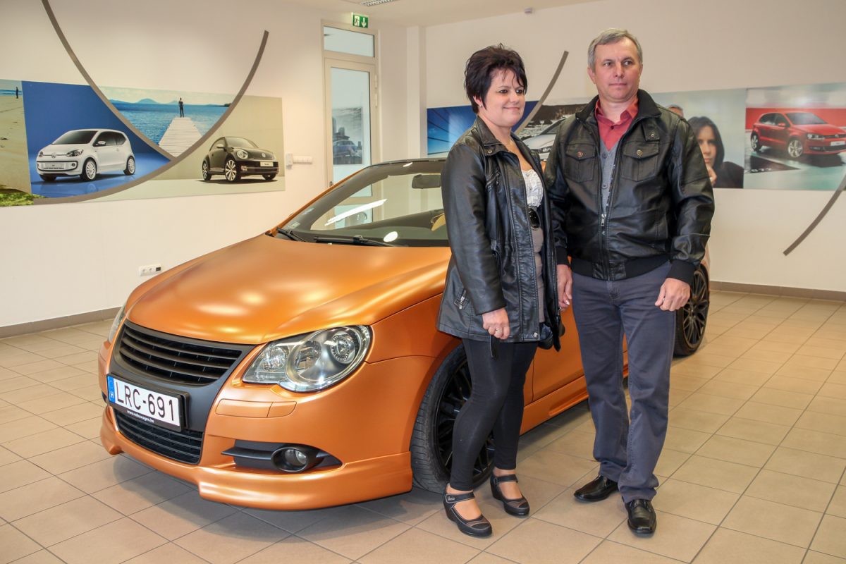 VOLKSWAGEN EOS