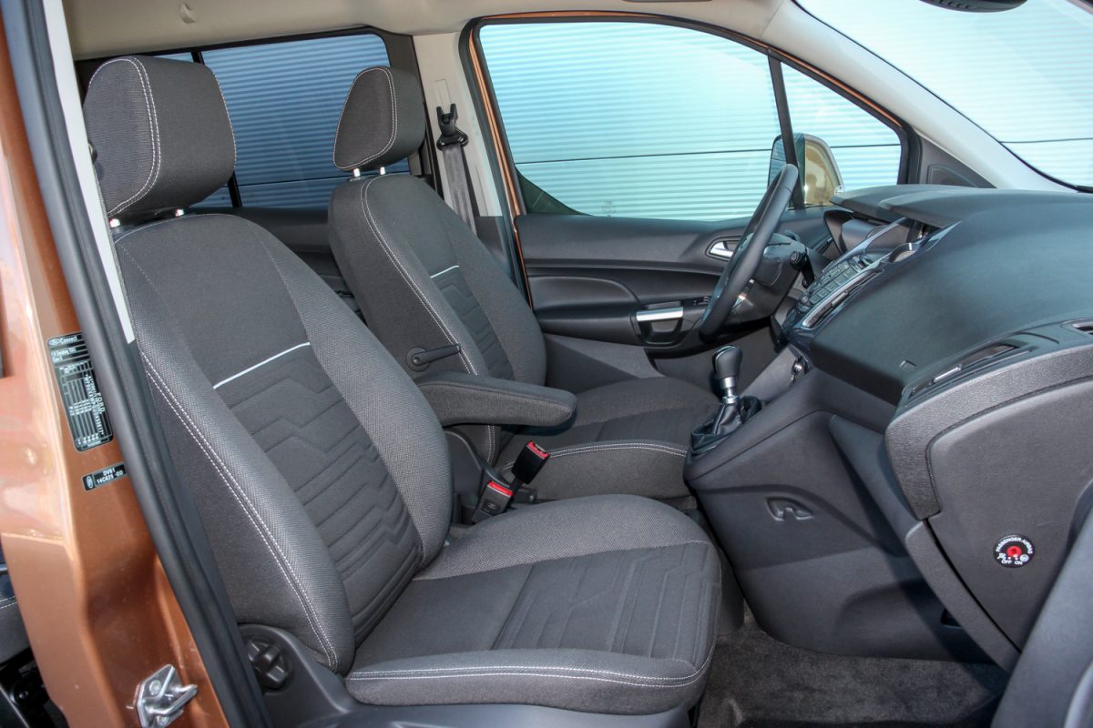 FORD CONNECT