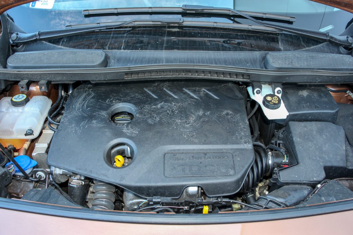 FORD CONNECT