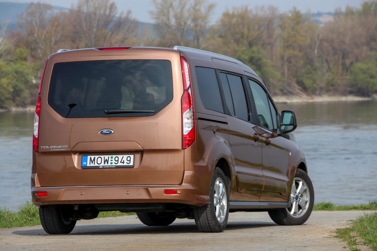 FORD CONNECT