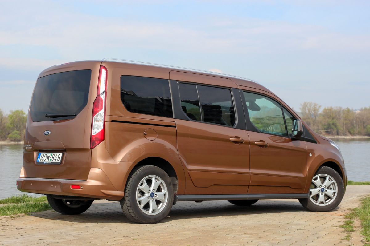 FORD CONNECT