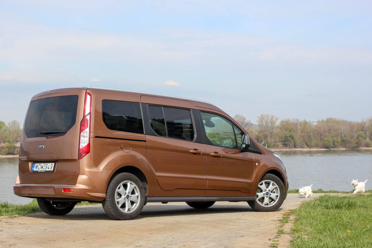 FORD CONNECT