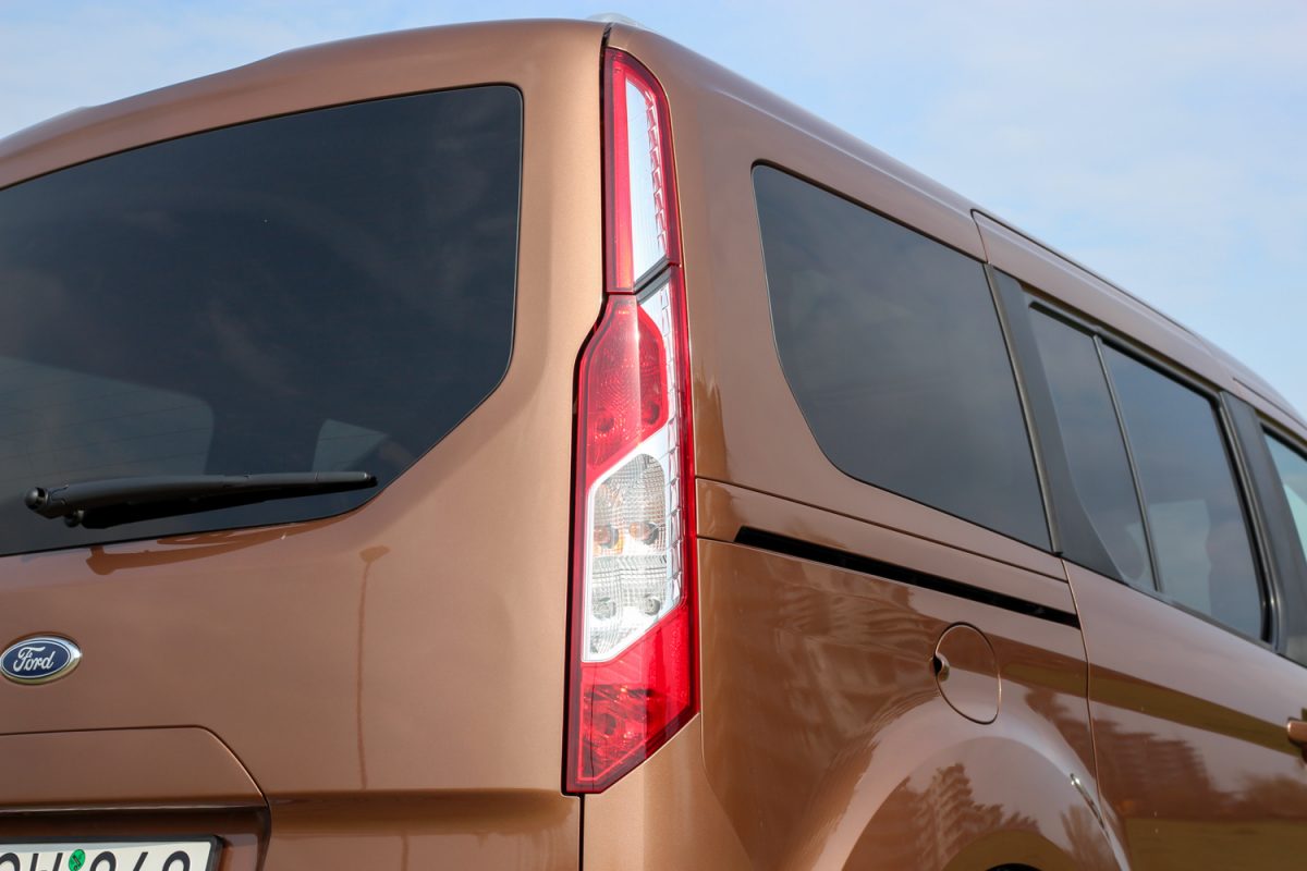 FORD CONNECT