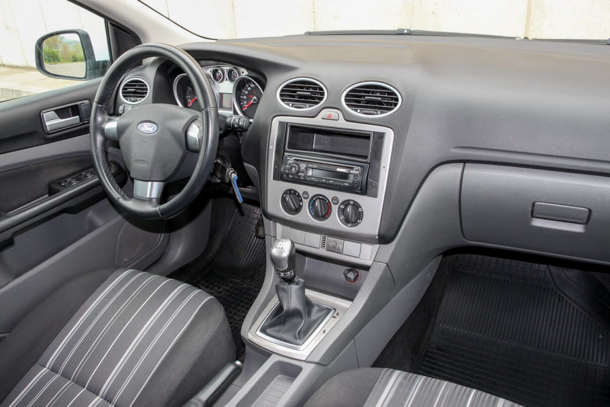 FORD FOCUS