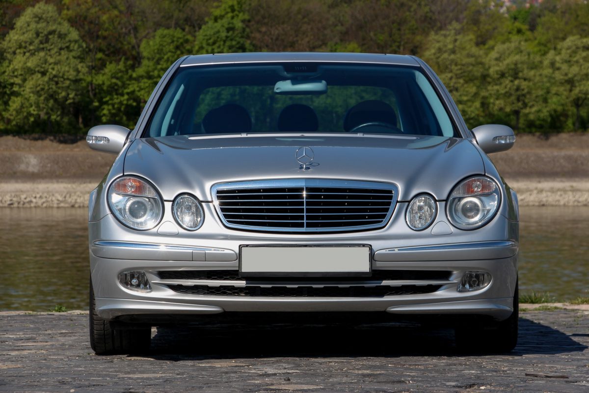 MERCEDES-BENZ E 270