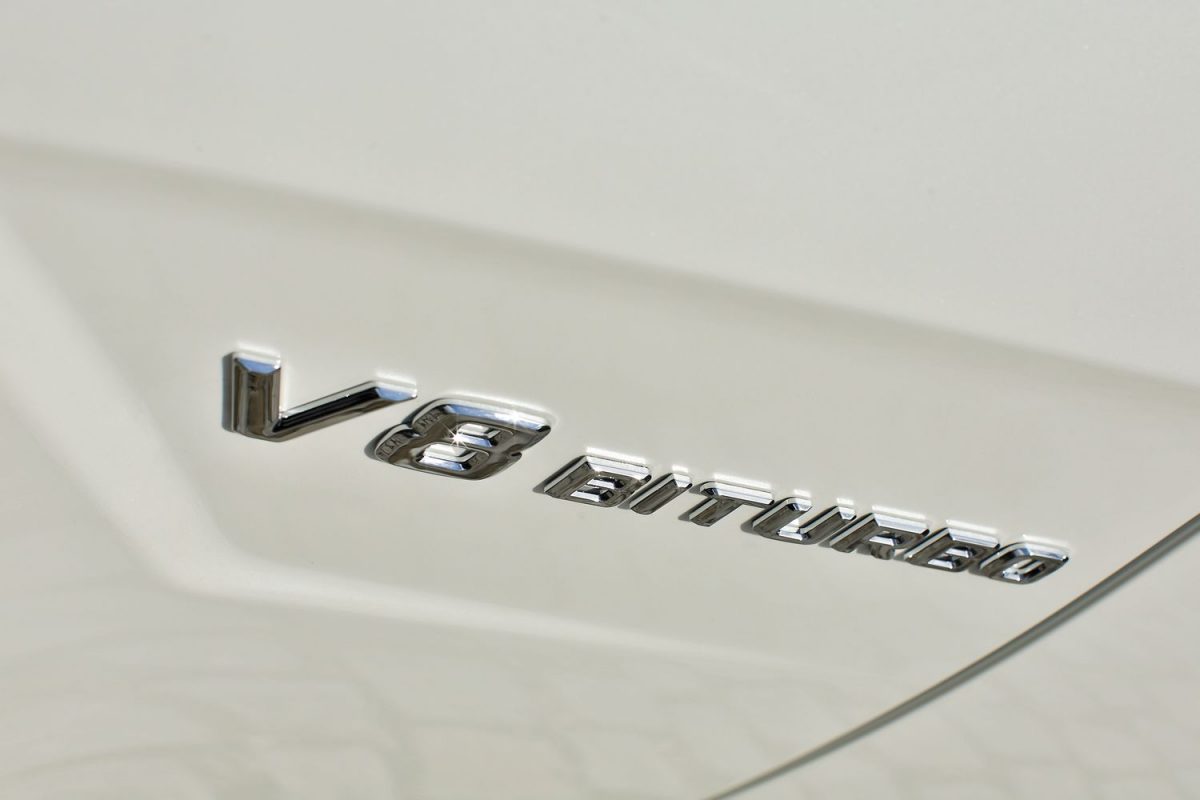 MERCEDES-BENZ