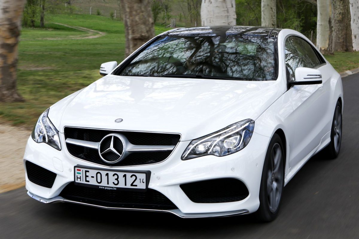 MERCEDES-BENZ