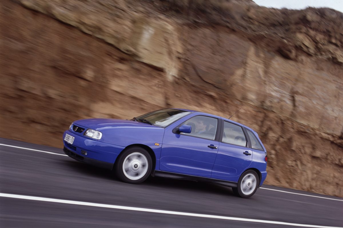 SEAT IBIZA