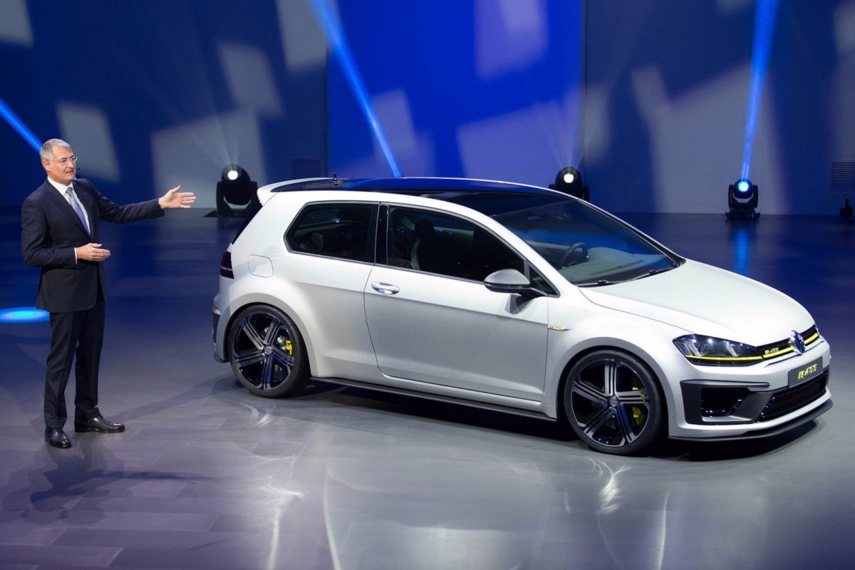 VOLKSWAGEN GOLF