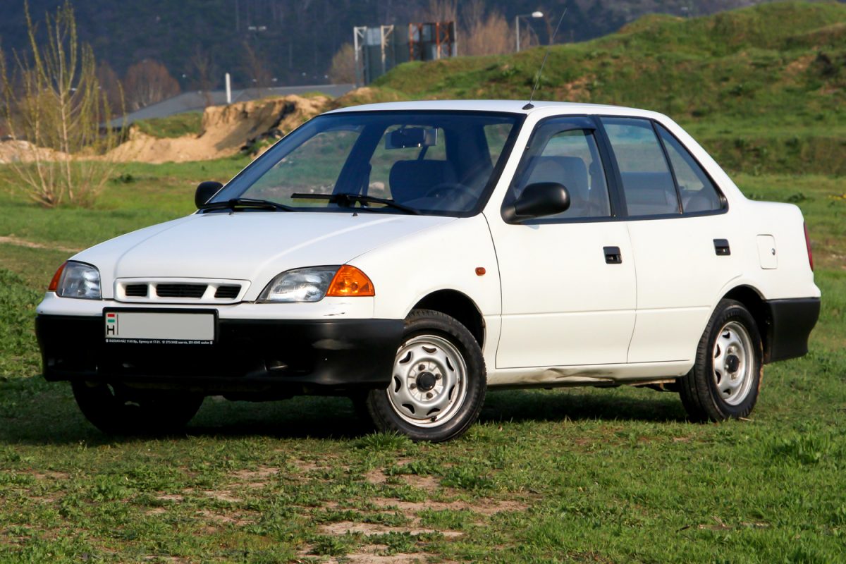 SUZUKI SWIFT
