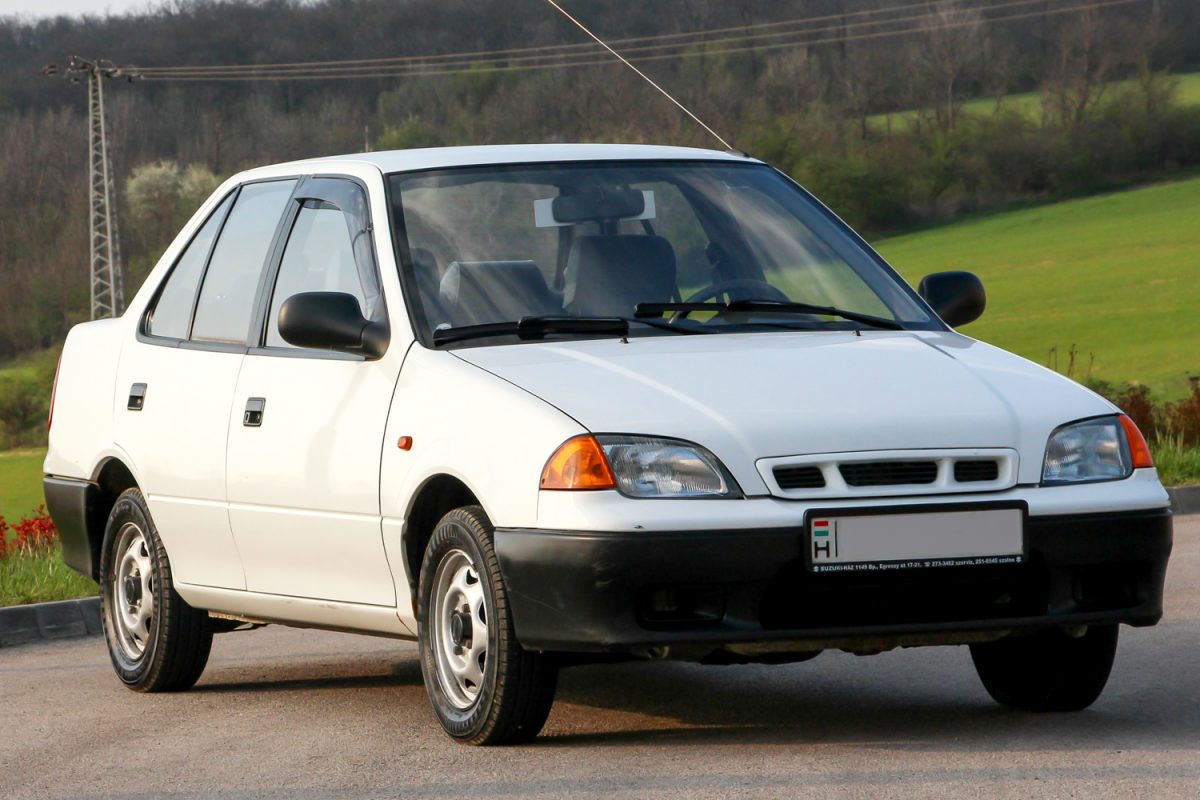 SUZUKI SWIFT