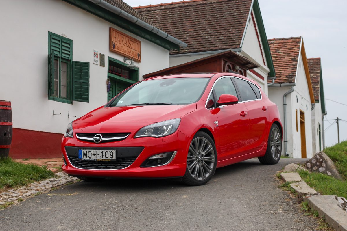 OPEL ASTRA