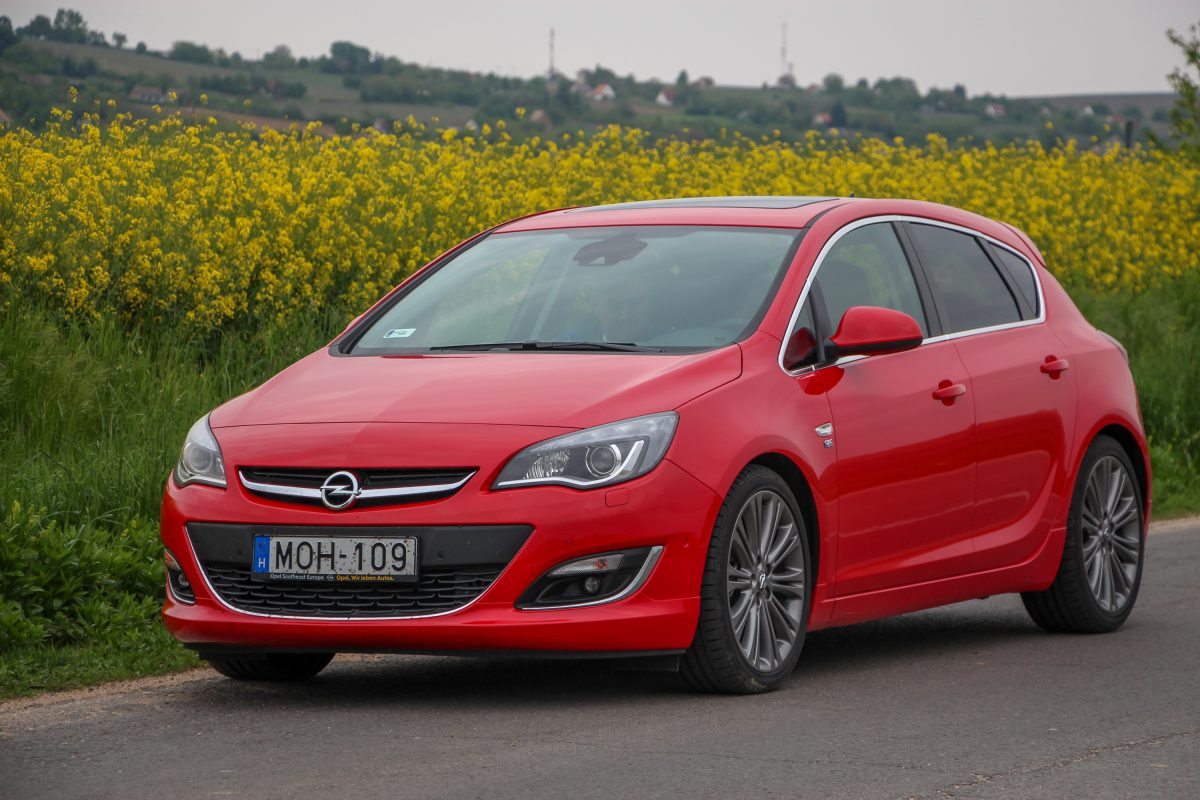 OPEL ASTRA