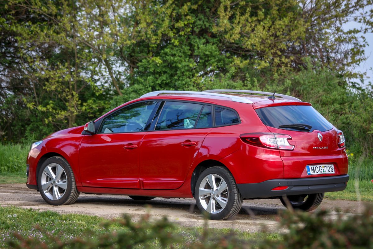 RENAULT MEGANE