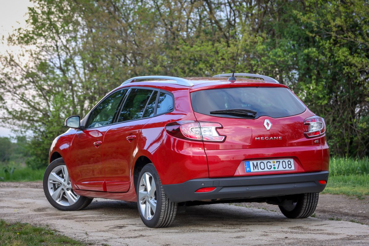 RENAULT MEGANE