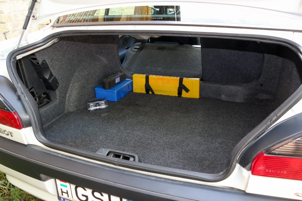 PEUGEOT 306