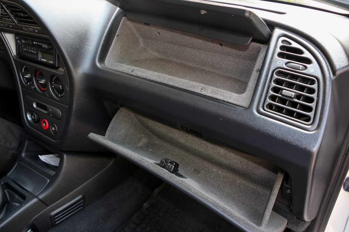 PEUGEOT 306