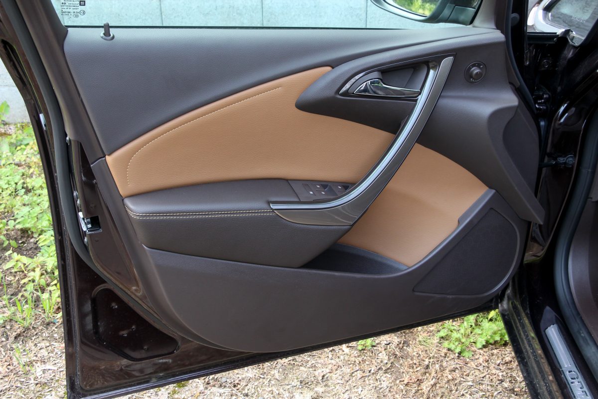 OPEL ASTRA J