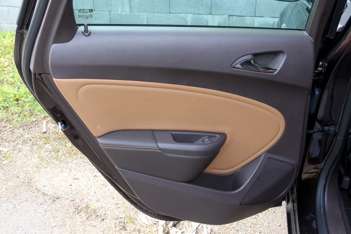 OPEL ASTRA J