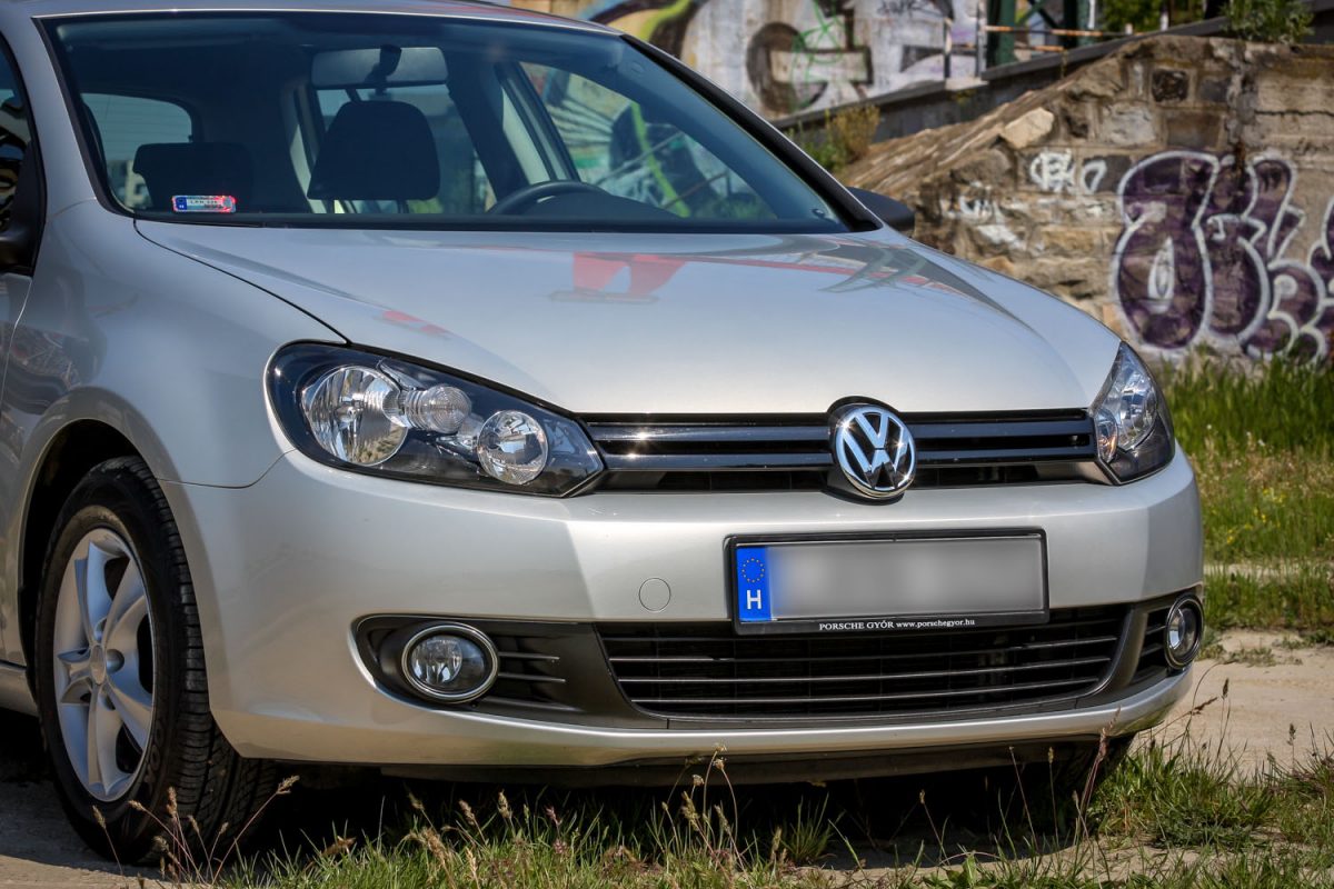 VOLKSWAGEN GOLF VI