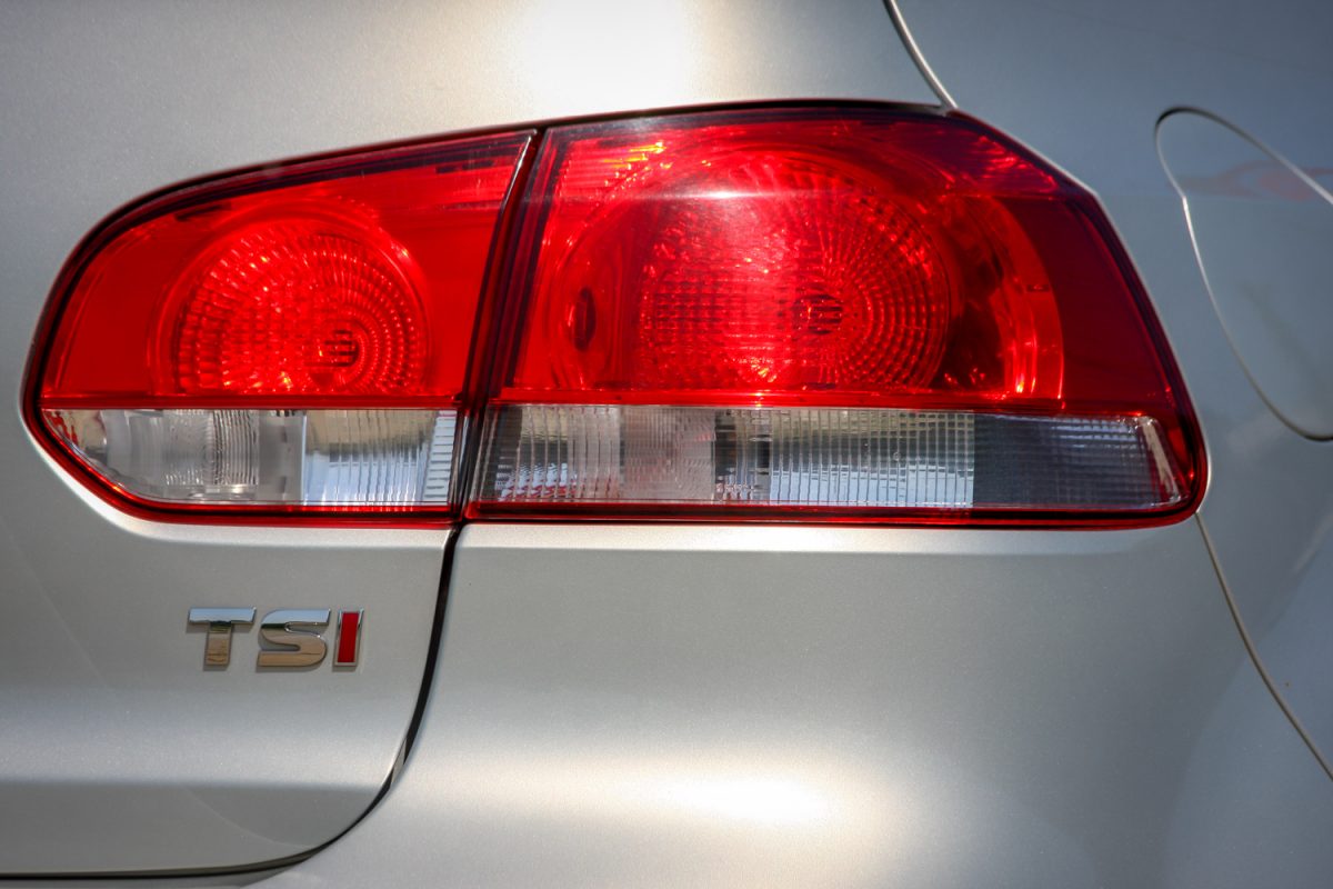 VOLKSWAGEN GOLF VI