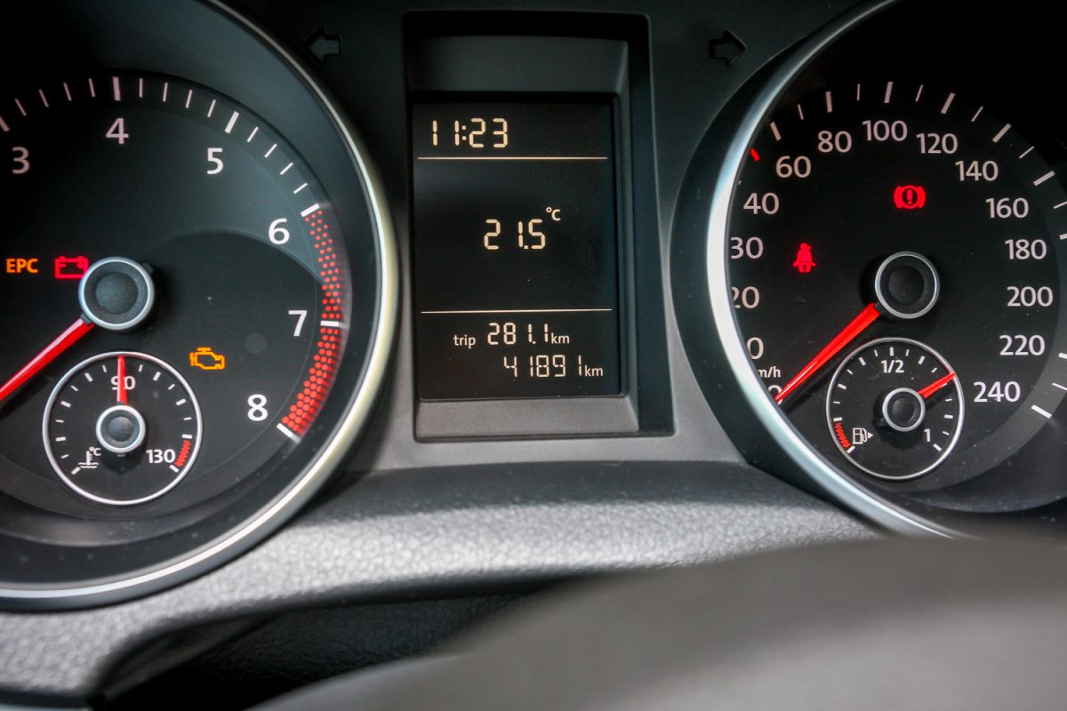 VOLKSWAGEN GOLF VI