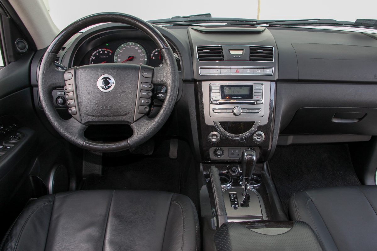 SSANGYONG REXTON