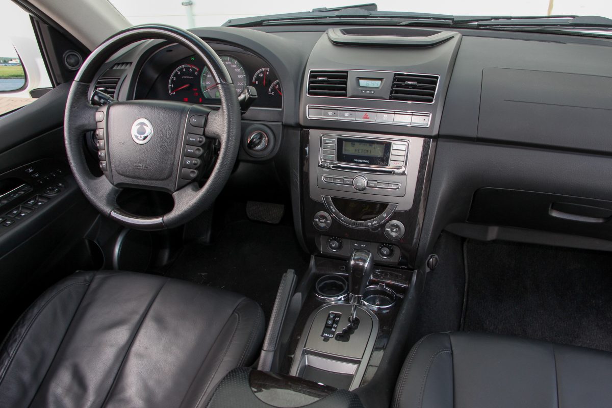 SSANGYONG REXTON