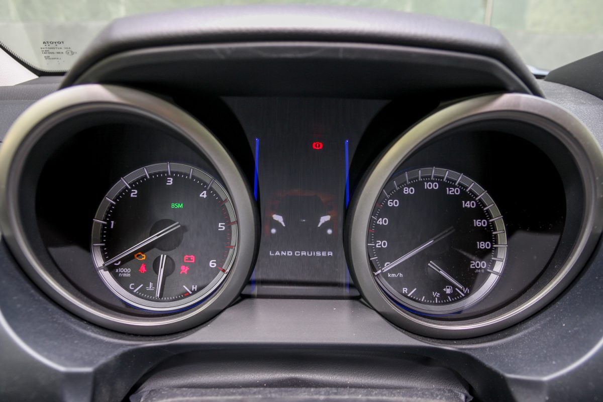 TOYOTA LAND CRUISER