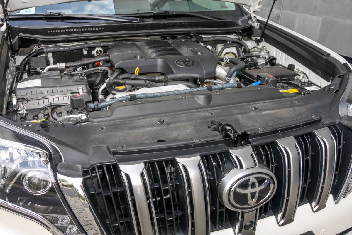 TOYOTA LAND CRUISER