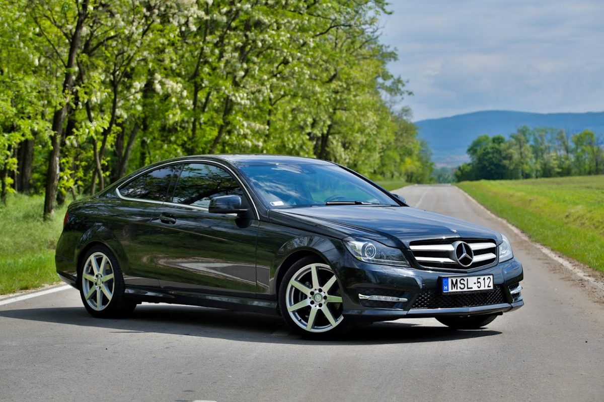 MERCEDES-BENZ