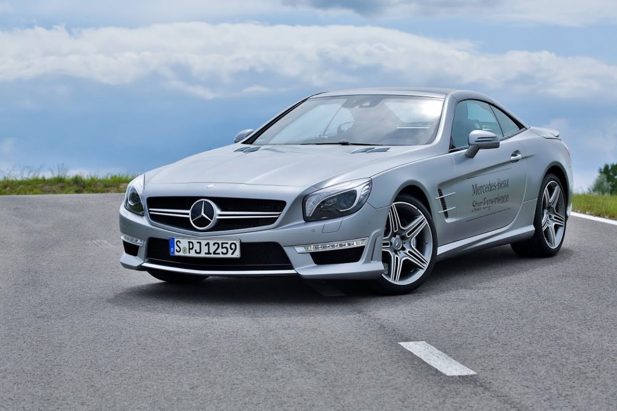 MERCEDES-BENZ