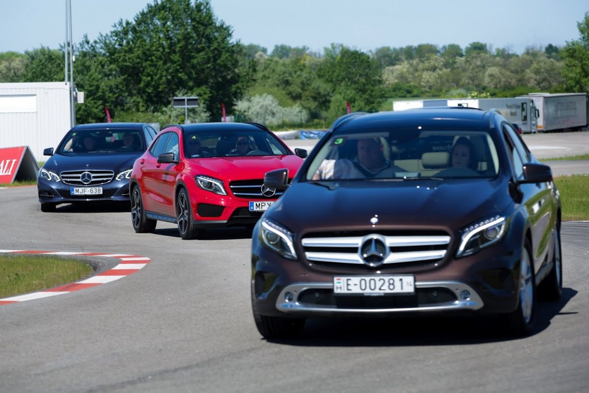 MERCEDES-BENZ
