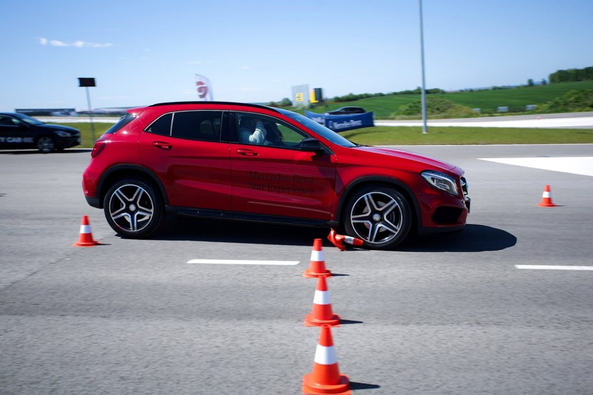 MERCEDES-BENZ