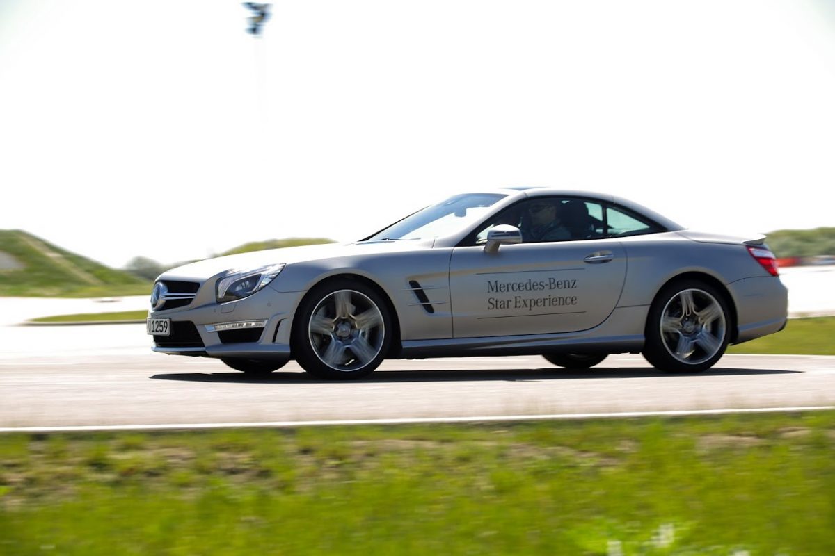 MERCEDES-BENZ