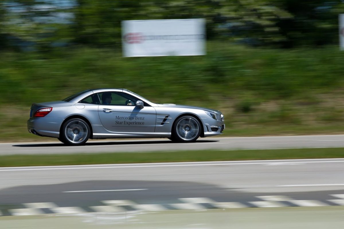 MERCEDES-BENZ