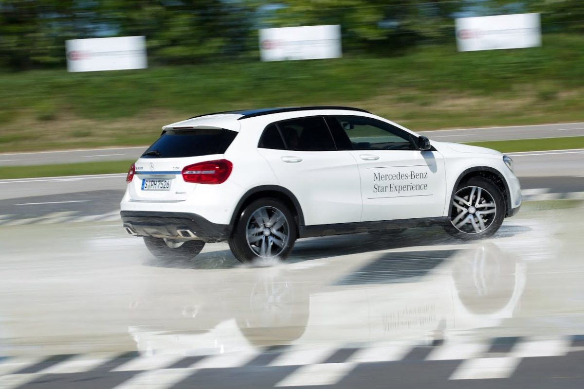 MERCEDES-BENZ
