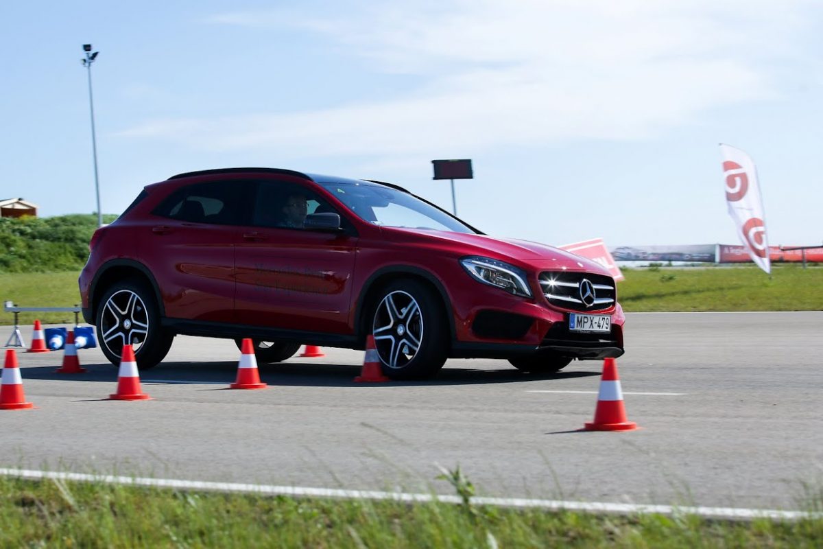 MERCEDES-BENZ