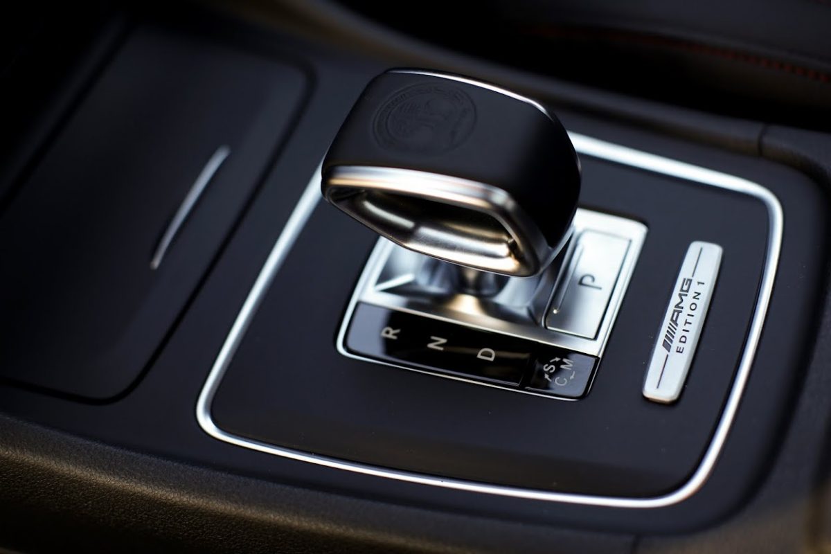 MERCEDES-BENZ