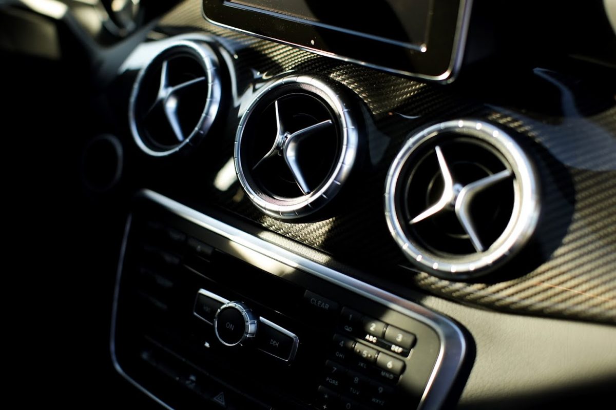 MERCEDES-BENZ