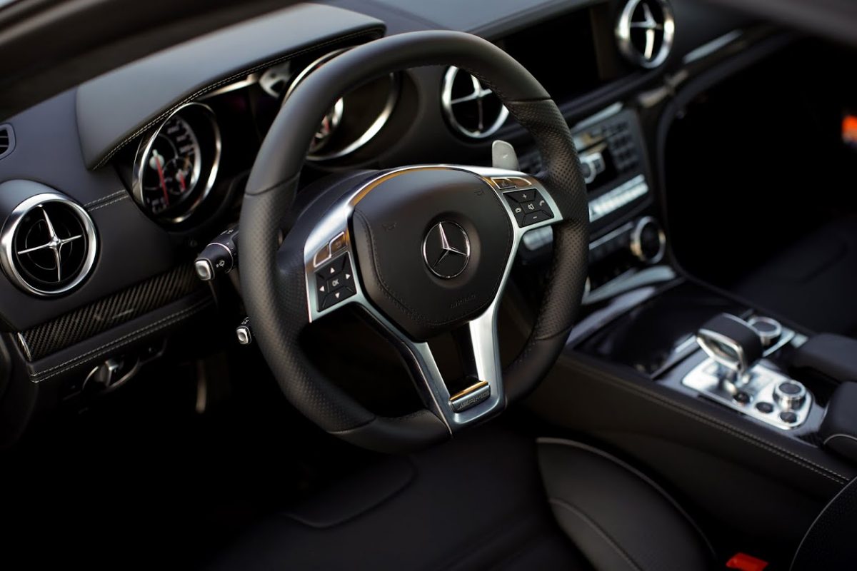 MERCEDES-BENZ