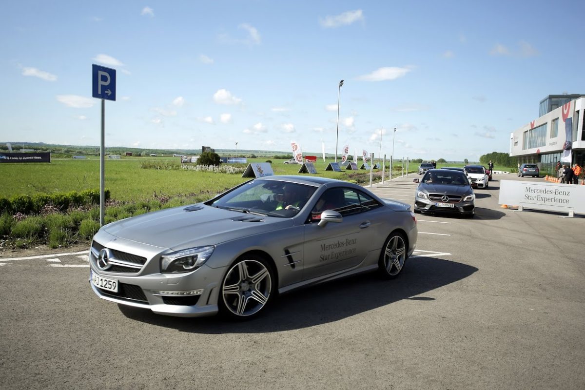MERCEDES-BENZ