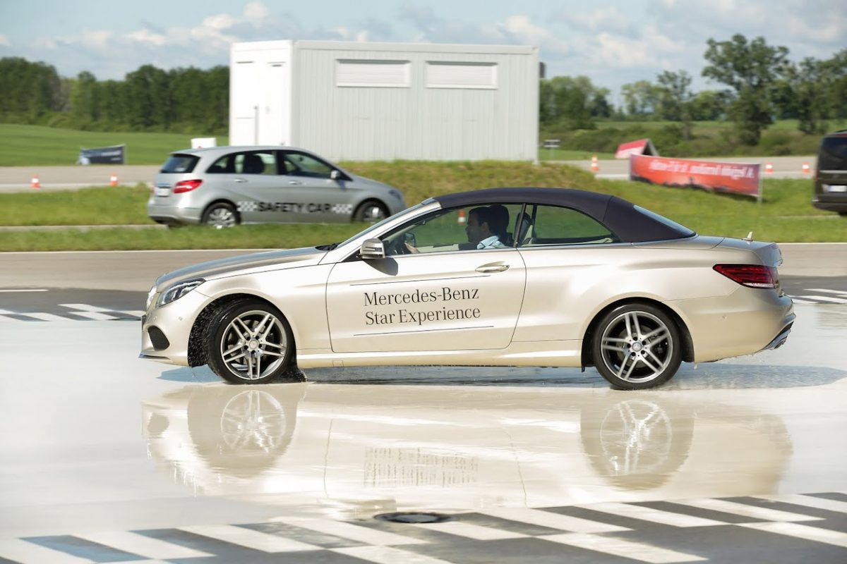 MERCEDES-BENZ