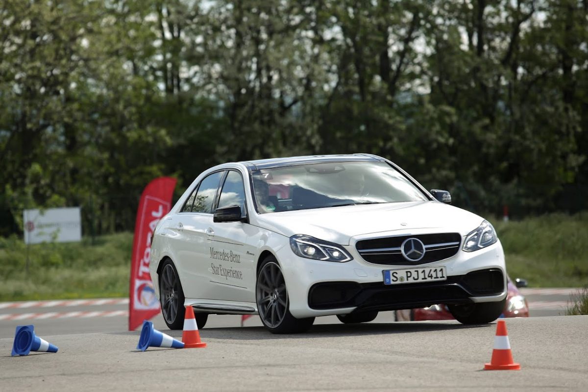 MERCEDES-BENZ
