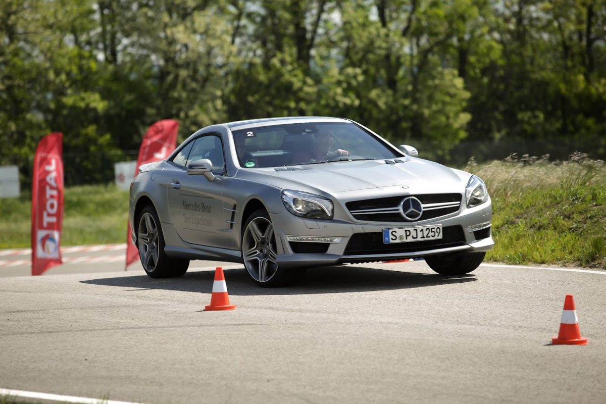 MERCEDES-BENZ