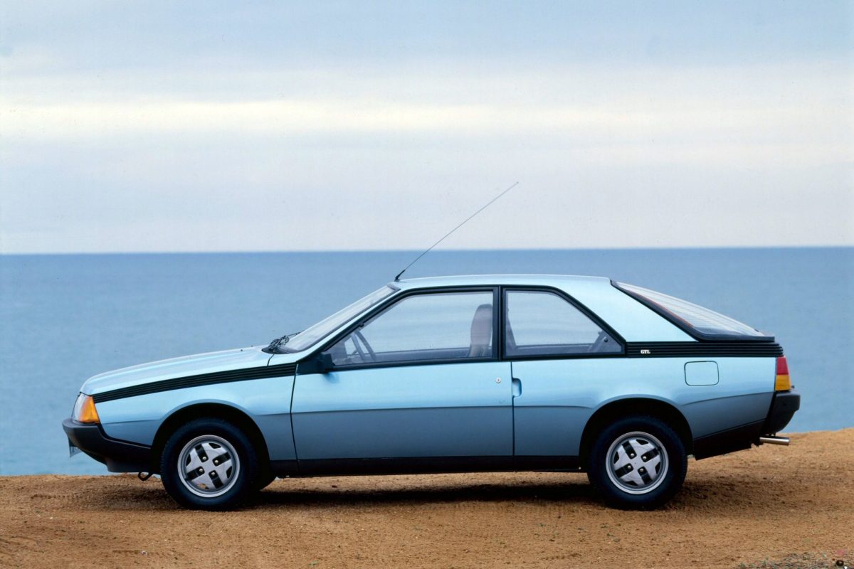 RENAULT