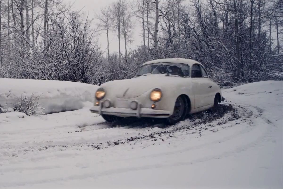 PORSCHE