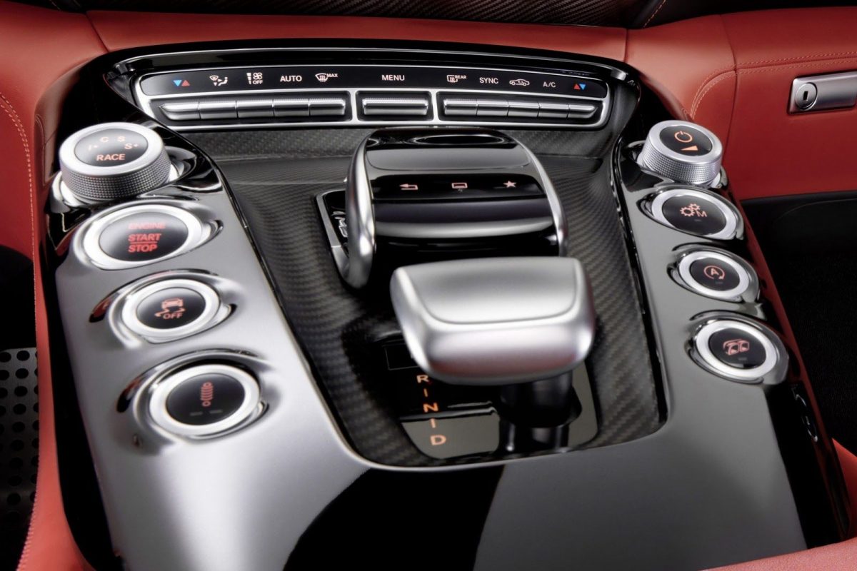 MERCEDES-BENZ