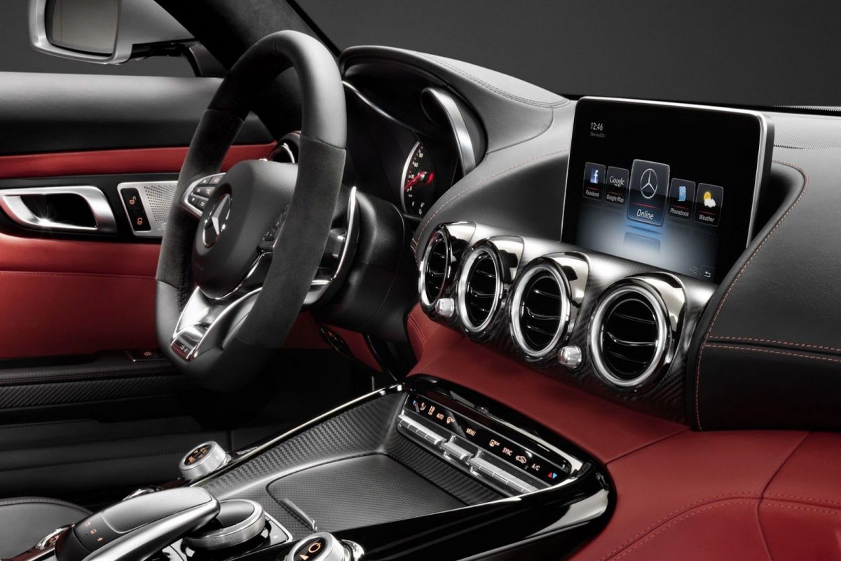 MERCEDES-BENZ