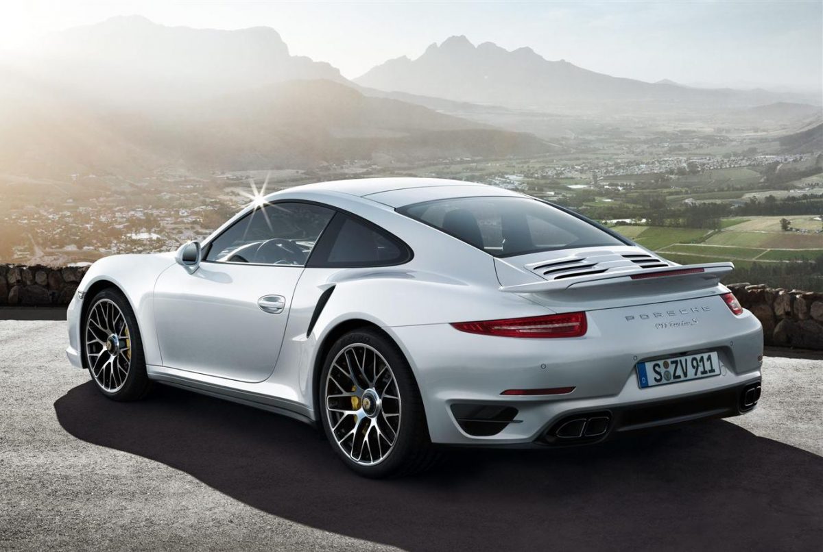 PORSCHE